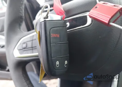 2024 Jeep Compass Latitude 4X4 from USA, damaged, VIN 3C4NJDBNXRT591490